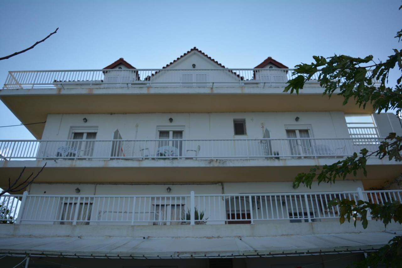 Fiore Rooms Akrotiri  Esterno foto
